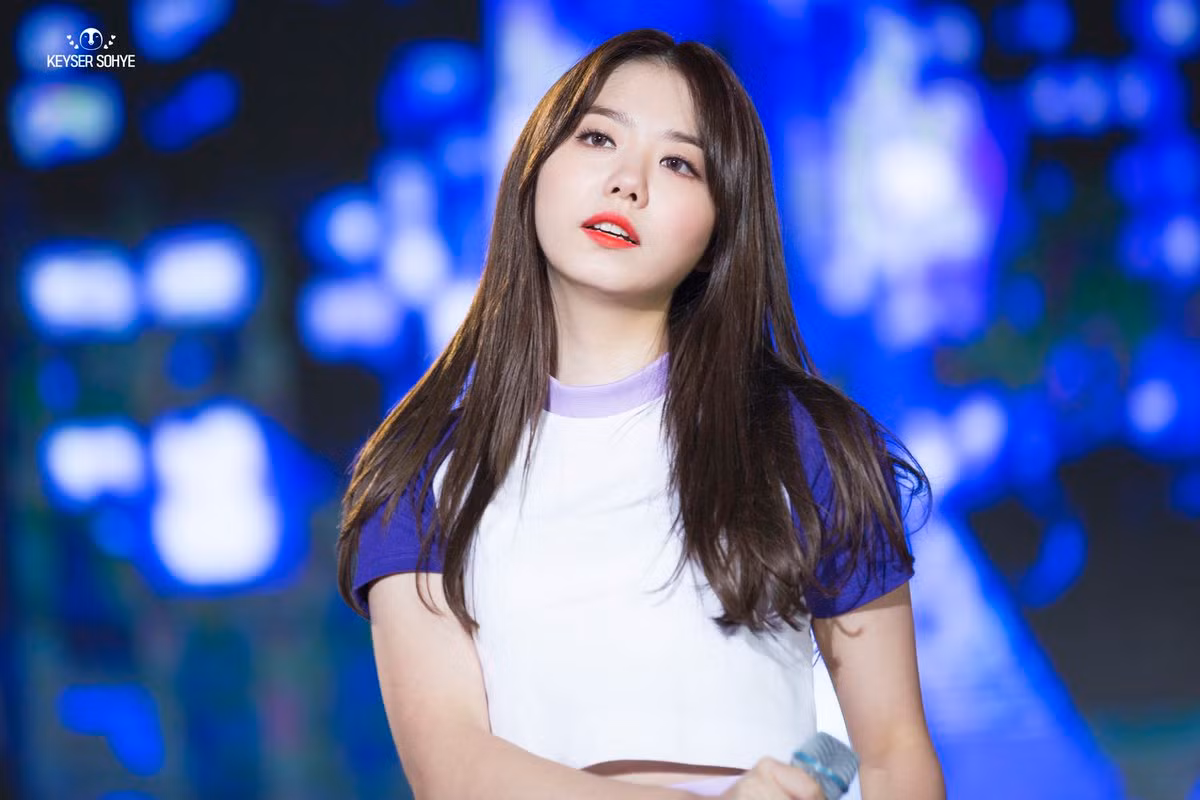 Định vị I.O.I - 11 cô gái gây "náo loạn" K-Pop năm ngoái, bây giờ đang ở đâu? ảnh 18 Định vị I.O.I - 11 cô gái gây "náo loạn" K-Pop năm ngoái, bây giờ đang ở đâu? ảnh 18