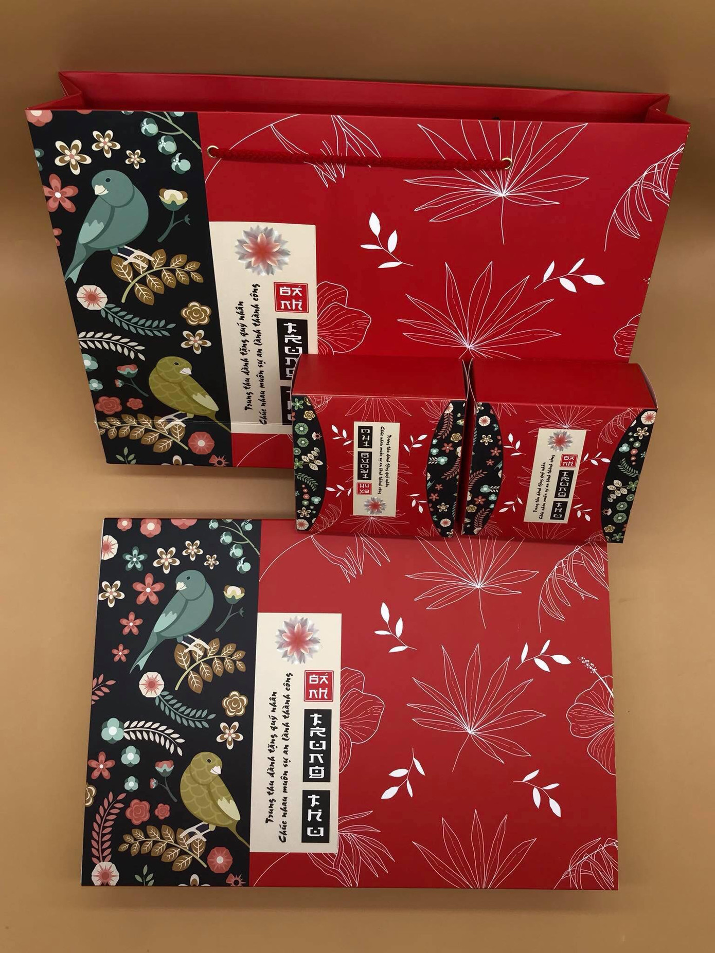 Các hãng bánh online năm nay cho ra một loạt các kiểu hộp Diên Hi Công Lược