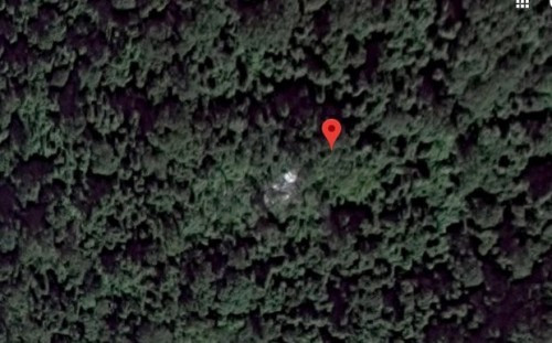 Hình ảnh được cho là xác máy bay MH370 do thiếu niên 17 tuổi cung cấp. Ảnh: Daily Stars.