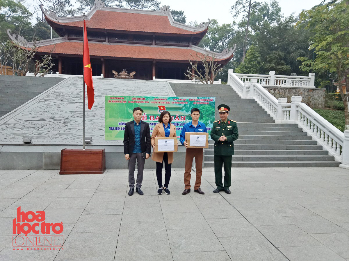 Các đơn vị Đoàn TNCS Hồ Chí Minh tổ chức lễ ra quân hưởng ứng "Ngày Chủ Nhật xanh" ảnh 2