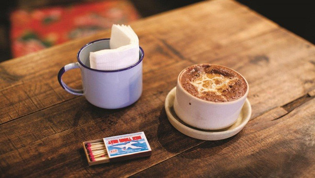 Những món ăn bán đầy vỉa hè Việt bất ngờ “nổi danh” trên báo Tây ảnh 5 Những món ăn bán đầy vỉa hè Việt bất ngờ “nổi danh” trên báo Tây ảnh 5