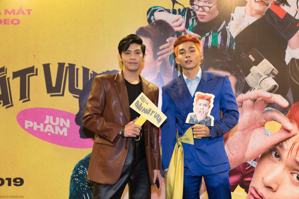 Jun Phạm nghẹn ngào chia sẻ về MV lấy cảm hứng từ tiểu thuyết “Số Đỏ” ảnh 2 Jun Phạm nghẹn ngào chia sẻ về MV lấy cảm hứng từ tiểu thuyết “Số Đỏ” ảnh 2