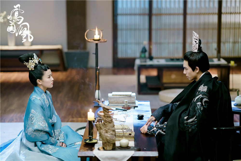 Thì Vu Chính lại để Dung Chỉ 