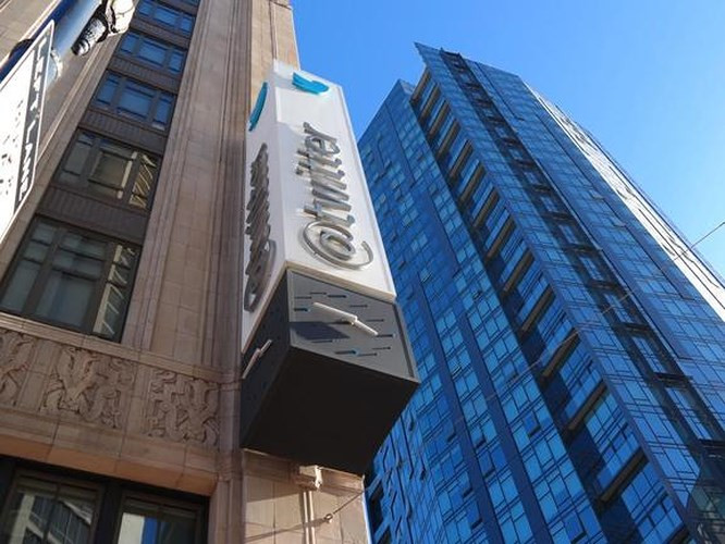 Twitter thừa nhận lỗi tiếp xúc với mật khẩu của người dùng. Công ty cho biết đã sửa lỗi và một cuộc điều tra &quot;cho thấy chưa có dấu hiệu vi phạm hoặc lạm dụng thông tin&quot; của bất cứ ai.