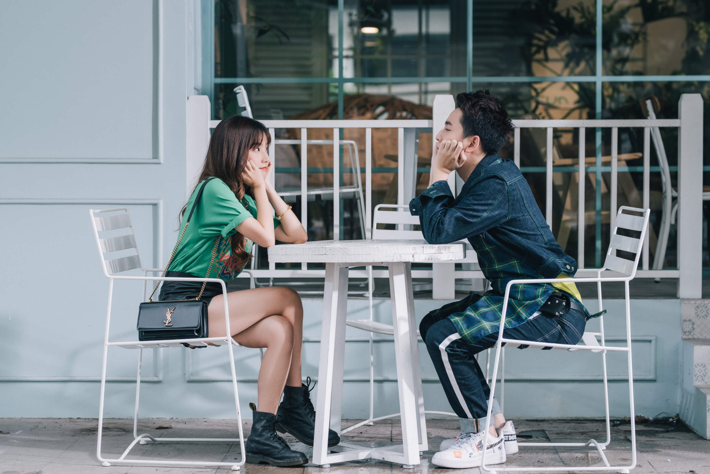 Em Có Thể là sản phẩm anh chàng sáng tác 100%. Anh cộng tác cùng VRT và Nhật Nguyễn đều là những producer trẻ, có sức sáng tạo đáng trân trọng.