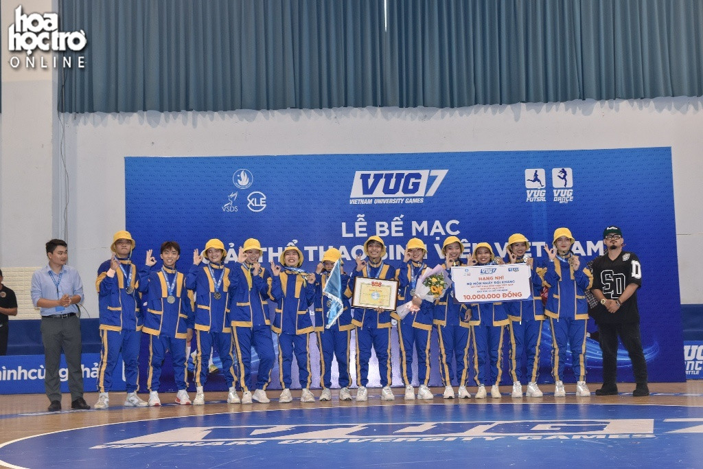 Á quân - Đại học Ngoại thương cơ sở 2