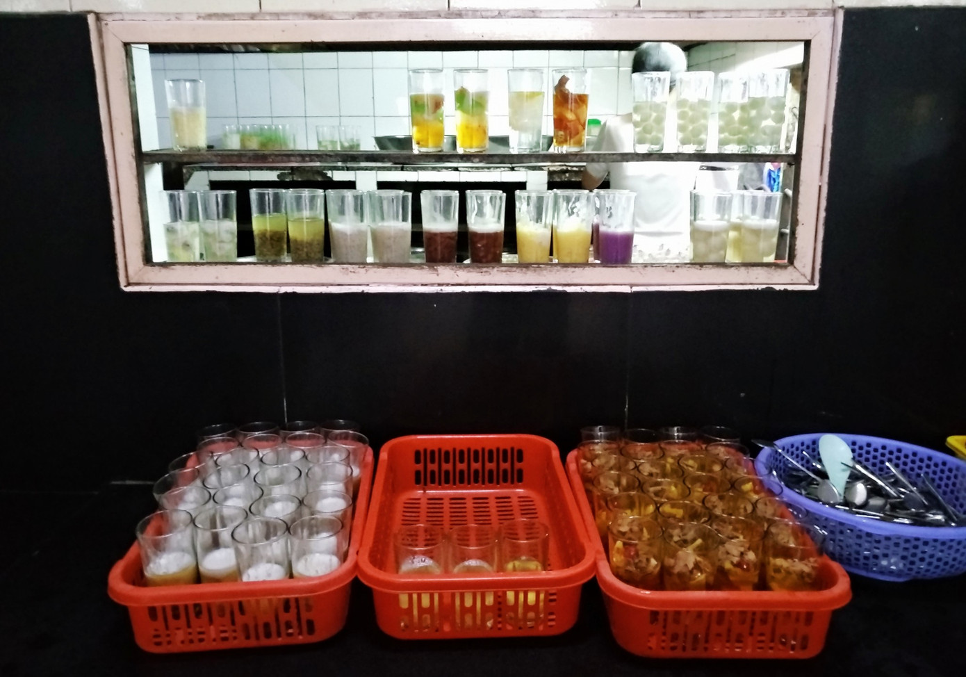 Những món ngon nhất định bạn phải ghé ăn khi đặt chân đến TP.Huế ảnh 9 Những món ngon nhất định bạn phải ghé ăn khi đặt chân đến TP.Huế ảnh 9