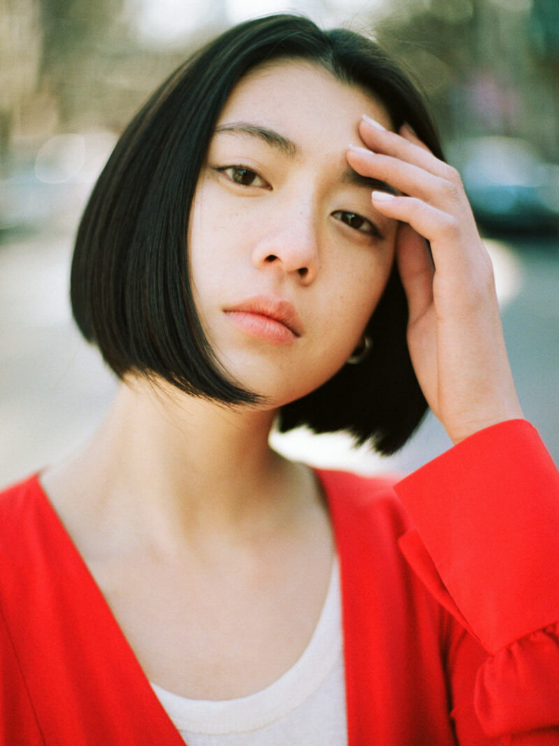 Và khi trưởng thành, Ayaka Miyoshi càng ngày càng xinh đẹp, quyến rũ.