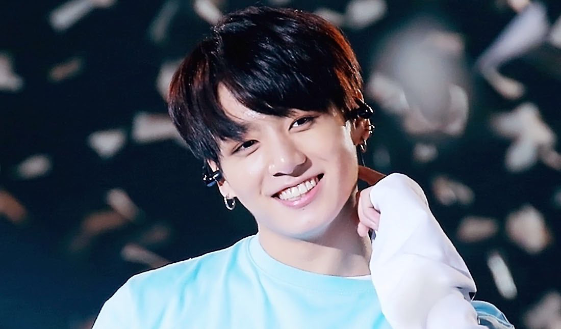 Jungkook luôn đốn tim fan bằng vẻ ngọt ngào đáng yêu