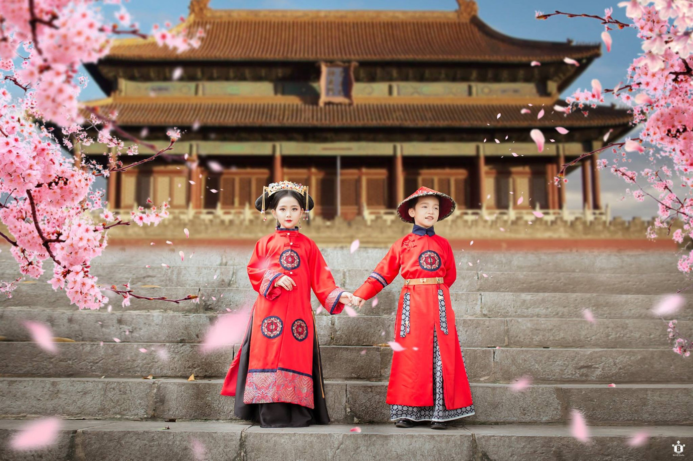 Cao Hữu Nhật (SN 2010) và Khánh Linh (SN 2011) là hai nhân vật chính trong bộ ảnh này.