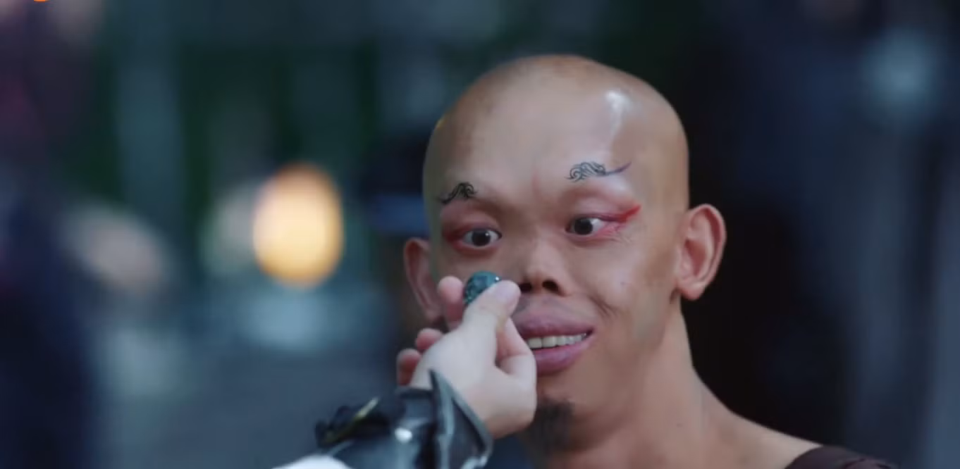 Dạ Thần Nhuận Ngọc trả thay một viên linh lực.