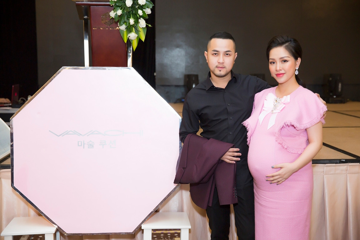 Vợ chồng Thế Bảo - Trang Pilla.