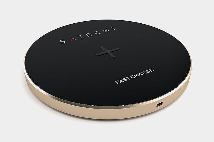 Bàn sạc không dây Satechi tương thích với các điện thoại Android.