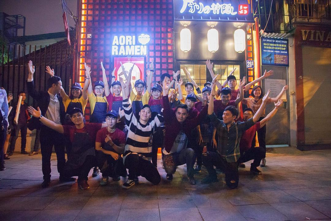 Tại Việt Nam, Aori Ramen có hai cửa hàng đang hoạt động ở Hà Nội và Tp.HCM. Đích thân Seungri cũng từng qua tham dự lễ khai trương cửa hàng đầu tiên ở Hà Nội. 