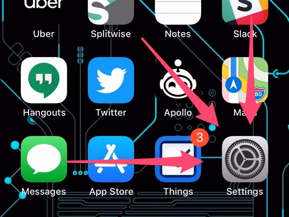 Đầu tiên, hãy vào Settings