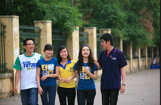 Sinh viên Khoa Quốc tế - ĐH Quốc gia Hà Nội.