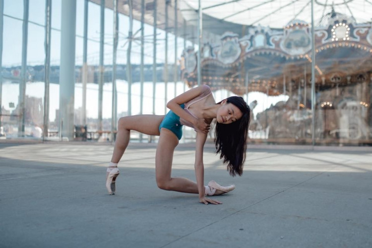 Gặp cô gái trong bộ ảnh múa ballet đẹp say lòng trên đường phố Mỹ gây sốt mạng ảnh 13