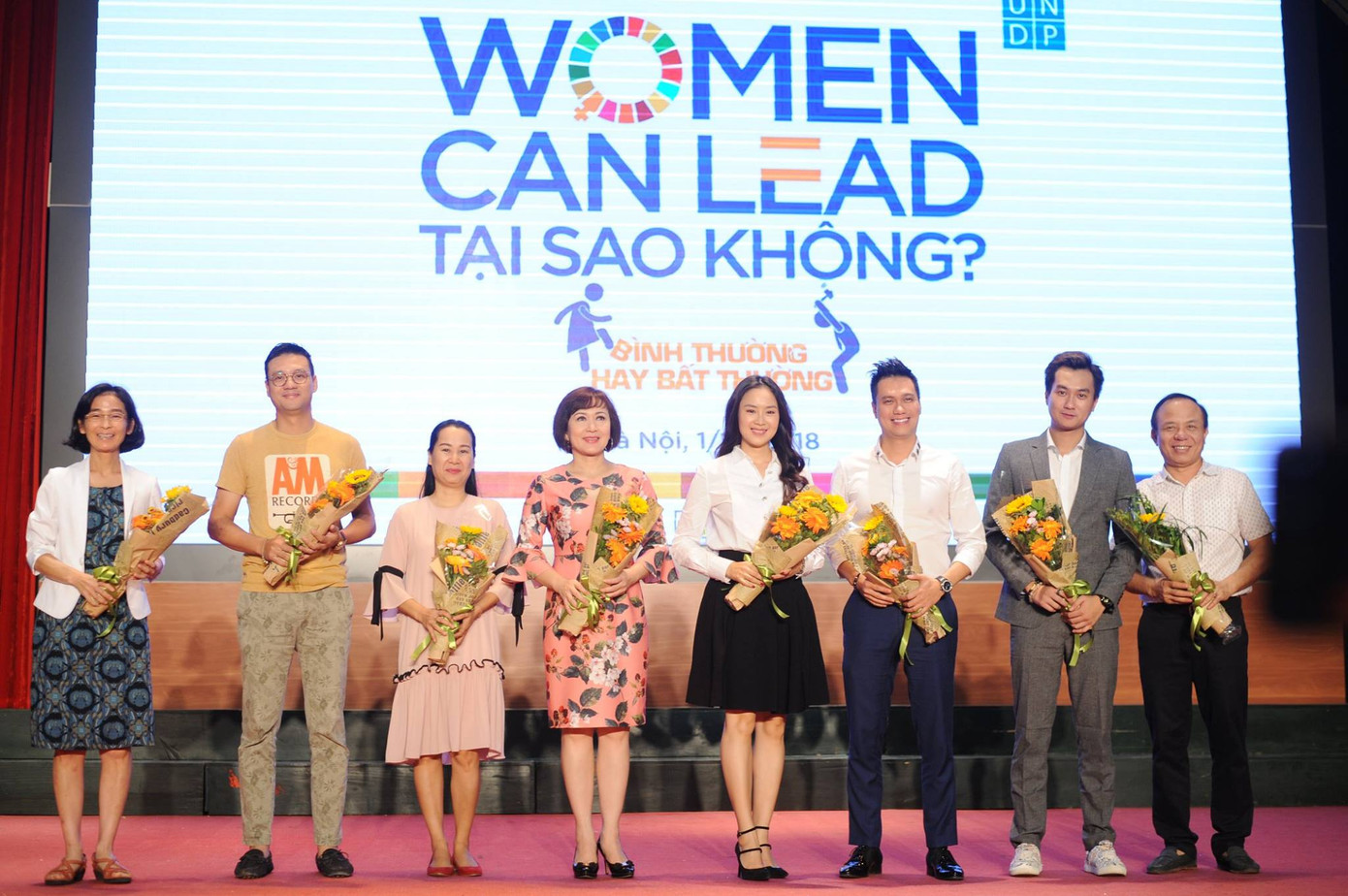 Các đại sứ cho chiến dịch là những nghệ sĩ nổi tiếng.