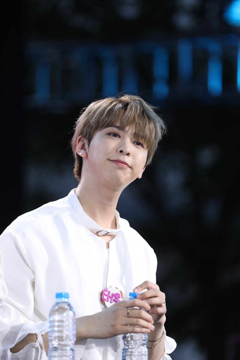 Snuper và GFriend khoe visual đỉnh cao tại fansign ở phố đi bộ Nguyễn Huệ ảnh 5