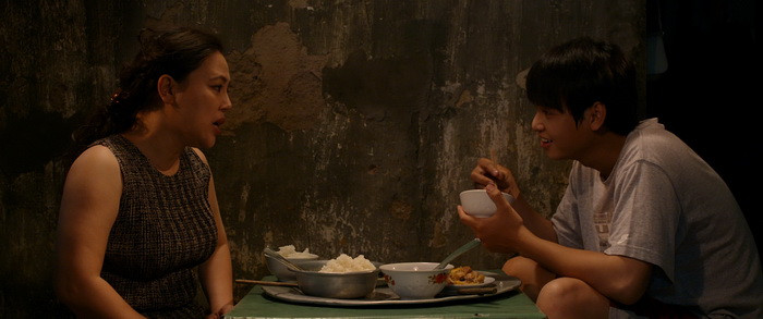 Không chỉ khai thác chủ đề tình yêu đôi lứa, Tháng 5 Để Dành còn cho thấy khía cạnh tình cảm gia đình.