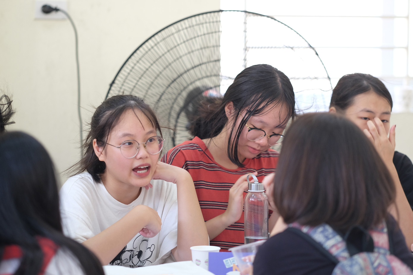 Sự kiện được tổ chức thành các “trạm” và các “chặng” như một chuyến tàu khởi hành đến tương lai.