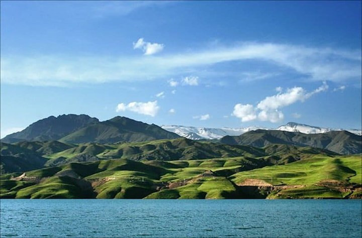 Ahwaz, Iran. Được xây dựng trên bờ sông Kiran, Ahwaz là một thành phố "thiêu đốt" ở Iran. Nơi đây thường xảy ra bão bụi và bão cát, nhiệt độ thường đạt khoảng 122 độ F (50 độ C) và thậm chí có lần đạt tới 149 độ F (65 độ C).