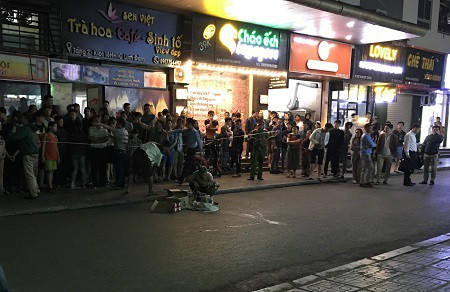 Cơ quan CSĐT Công an quận Hoàng Mai đã khởi tố vụ án để tiếp tục điều tra, làm rõ.