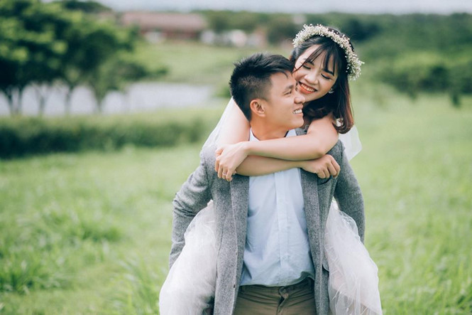 Câu chuyện tình yêu của chàng kỷ lục gia trí nhớ thế giới và cô học trò hot girl Y Dược được Dương Anh Vũ chia sẻ trên trang cá nhân, đã thu hút hàng nghìn lượt thích. ẢNH: NVCC