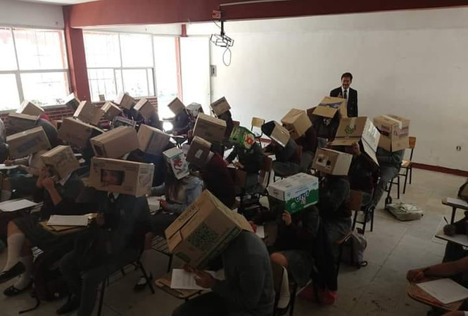 Một chiêu độc đáo chống lại việc quay cóp của học sinh.