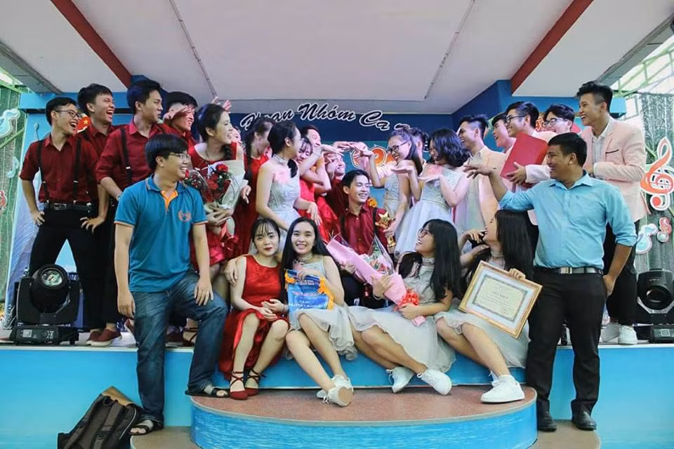 Teen THPT Trần Phú lập "kỉ lục" Quán quân 4 năm liên tiếp tại Liên hoan “Chú Ve Con” toàn thành ảnh 10 Teen THPT Trần Phú lập "kỉ lục" Quán quân 4 năm liên tiếp tại Liên hoan “Chú Ve Con” toàn thành ảnh 10