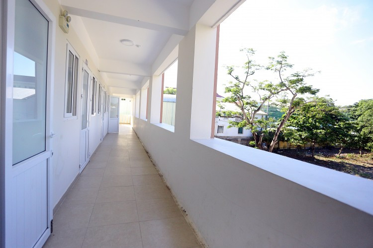 View của khu KTX mới toanh này cũng rất đẹp và thoáng đãng. Đứng ở đây có thể quan sát được toàn khung cảnh của trường ĐH Kinh tế Đà Nẵng.