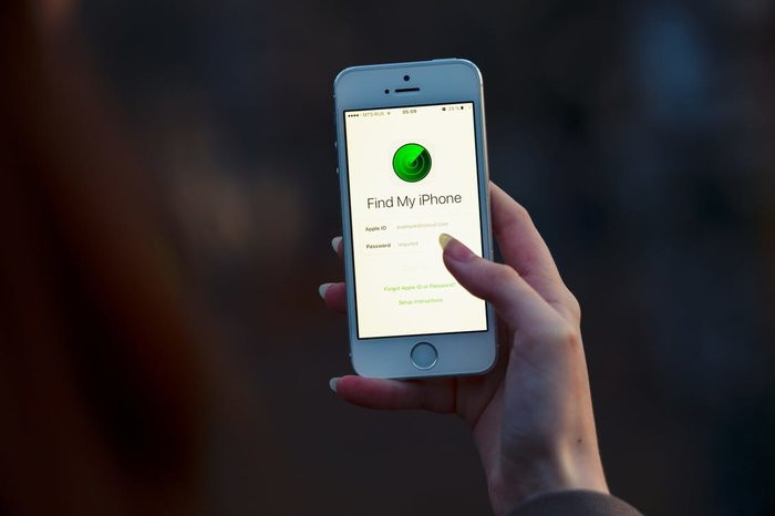 Nhờ tính năng "Find my iPhone" của Apple, cô nàng tại Mỹ này đã tìm lại được chiếc xe bị đánh cắp. (Ảnh minh họa: XanderSt/Shutterstock) Nhờ tính năng "Find my iPhone" của Apple, cô nàng tại Mỹ này đã tìm lại được chiếc xe bị đánh cắp. (Ảnh minh họa: XanderSt/Shutterstock)