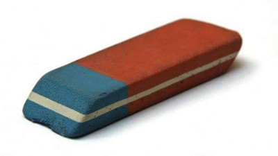 Tẩy 2 màu mà ai cũng nghĩ sẽ tẩy được mực.