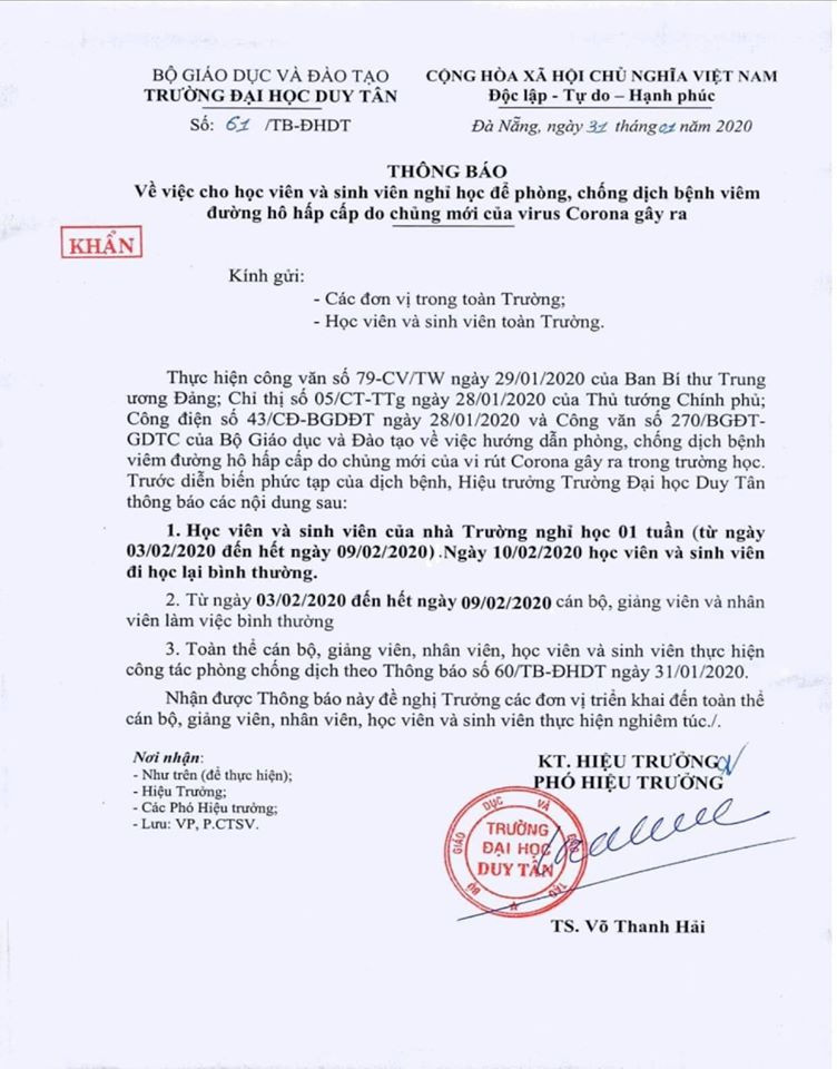 Sau đó, trường đã nhanh chóng sửa lại thời gian.