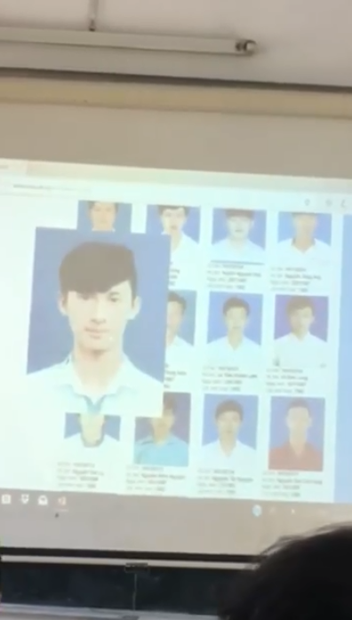 Khi thầy điểm danh bằng ảnh thẻ thì muốn nhờ bạn đi học hộ cũng không được. (Ảnh chụp màn hình)