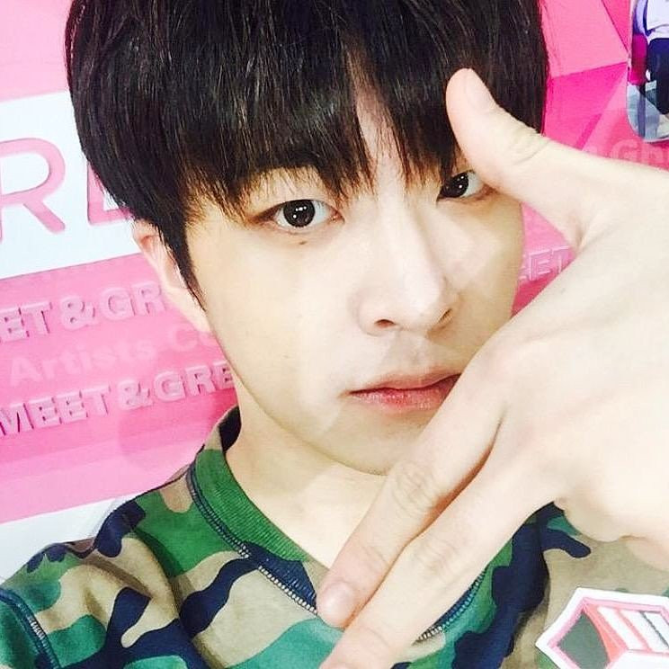 Youngjae (GOT7)