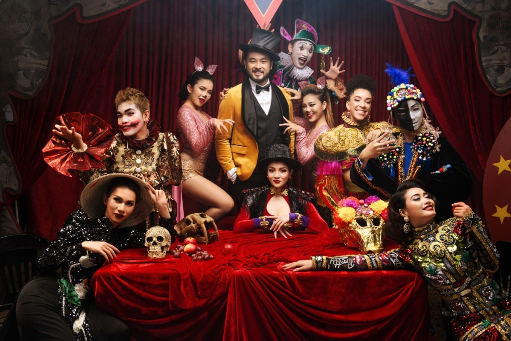 The Greatest Show sẽ được tổ chức trong 5 đêm từ 22, 24, 29, 30 đến 31/12 với chủ đề The Dream Land tại lâu đài Chloe Gallery (Quận 7, TP.HCM).