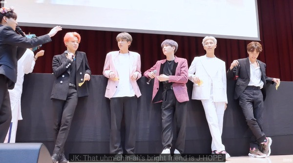 J-Hope không vui lắm khi phải đóng vai phụ