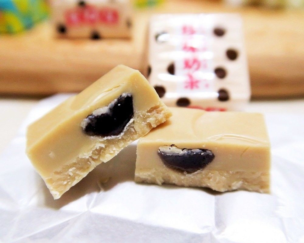 Chẳng những lạ về hình thức mà mùi vị của kẹo trà sữa trân châu cũng khiến mọi người thích thú.