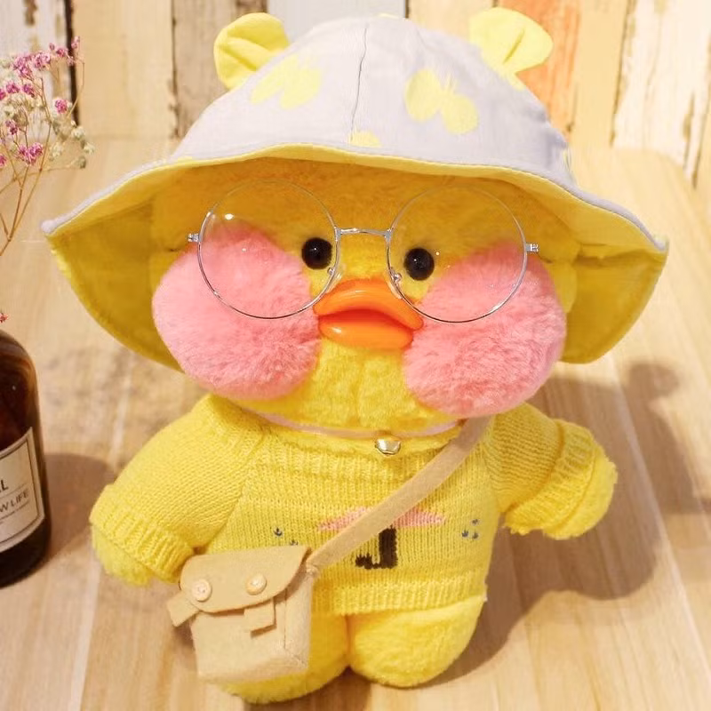 Nhìn mặt chú vịt lúc nào cũng như đang rất vui vẻ hào hứng.