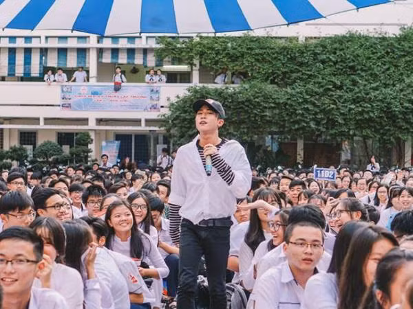 Uni5 đem đến cho các bạn bài hát “Xin hãy rời xa” – Ca khúc mới nhất của nhóm