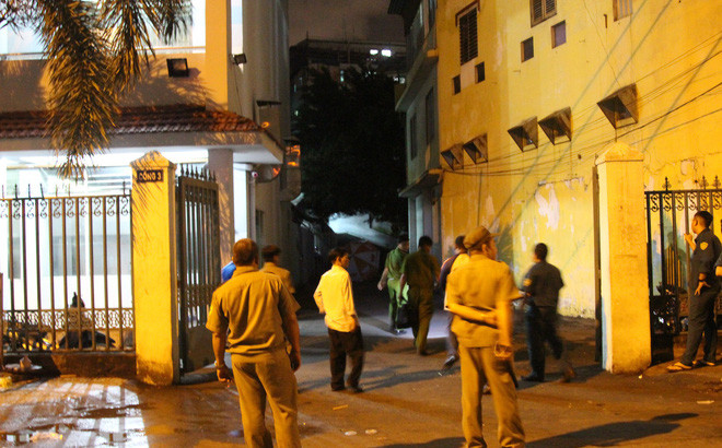 Vụ việc khiến nhiều người hiếu kỳ theo dõi. (Ảnh: M.T)