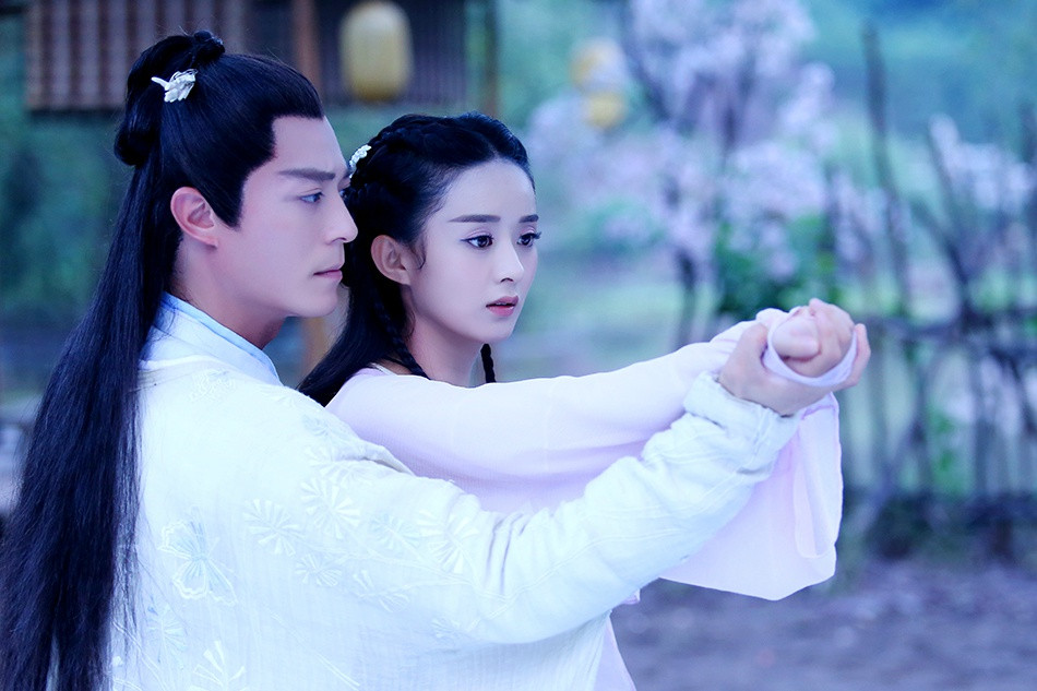 Chênh lệch tuổi tác không làm giảm sự ăn ý và ngọt ngào của Triệu Lệ Dĩnh và Hoắc Kiến Hoa trên phim 