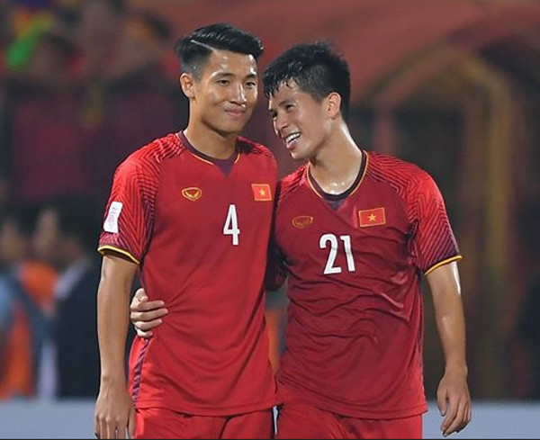 Cặp đôi thân thiết Đình Trọng - Tiến Dũng.