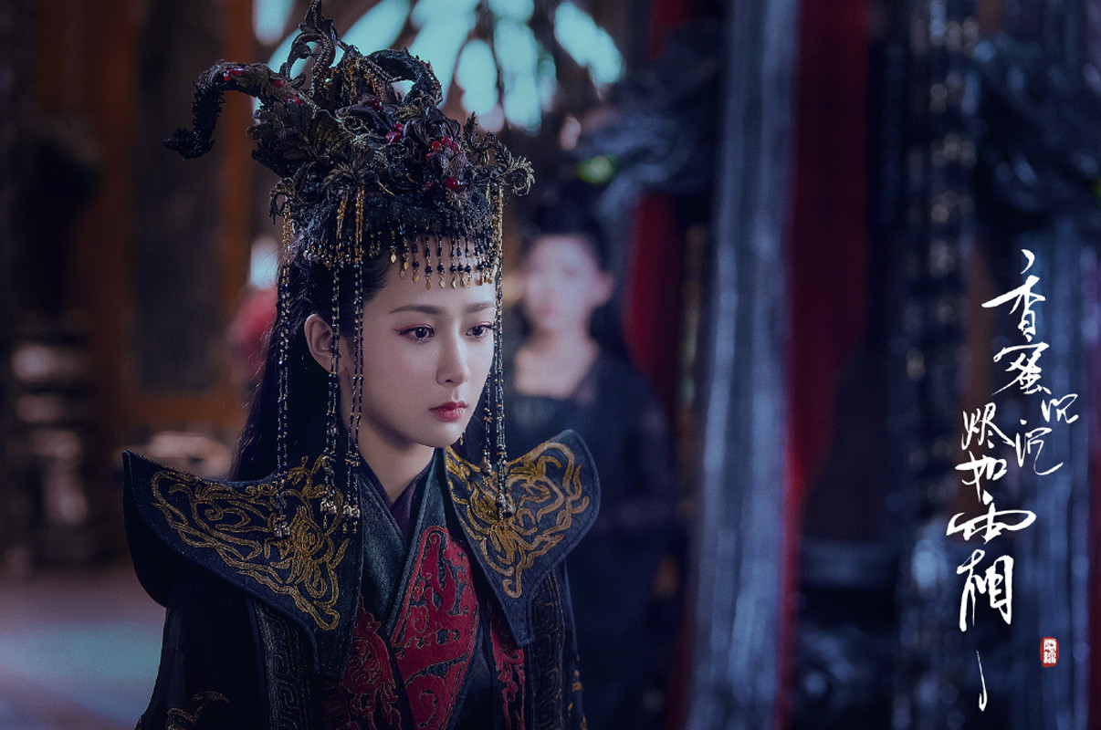 Dương Tử một lần nữa được khán giả khen ngợi diễn xuất khi thể hiện vai Cẩm Mịch với nhiều sắc thái cảm xúc.