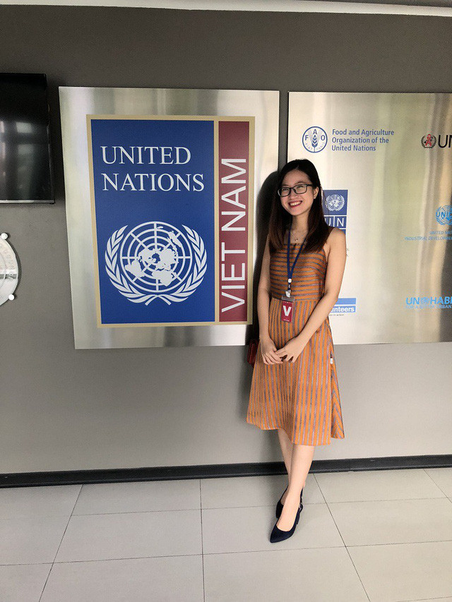 Nữ thủ khoa kép của trường ĐH Hà Nội.