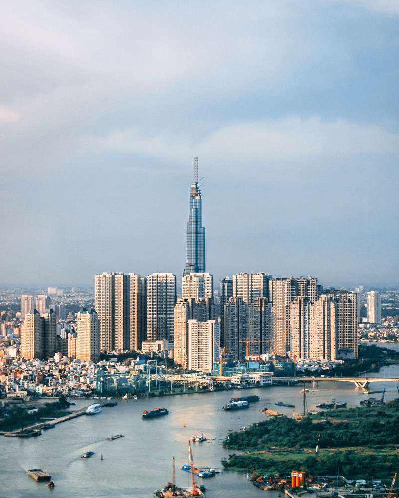 Landmark 81 sẽ sớm trở thành địa điểm được nghĩ đến đầu tiên khi giới trẻ muốn tìm nơi "sống ảo". (Ảnh: IG @minhmigoi) Landmark 81 sẽ sớm trở thành địa điểm được nghĩ đến đầu tiên khi giới trẻ muốn tìm nơi "sống ảo". (Ảnh: IG @minhmigoi)