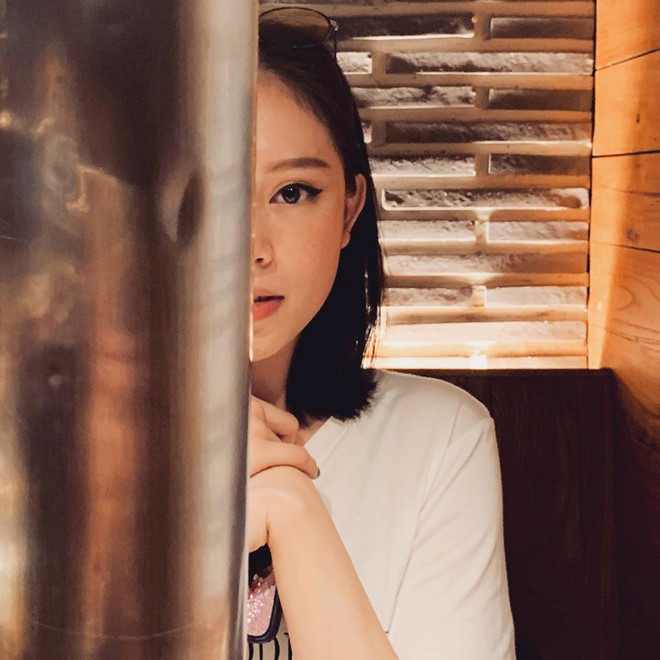 Kể từ thời điểm đó, cả hai liên tục có những bức hình có cùng địa điểm check-in.