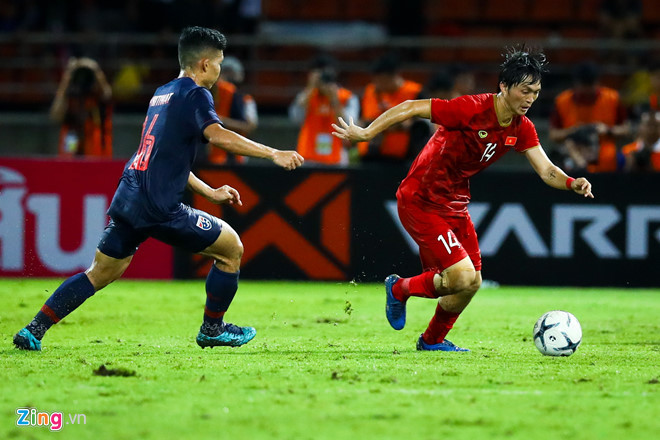 Tuấn Anh mới trở lại đội tuyển nhưng đã nhanh chóng đánh chiếm vị trí chính thức ở tuyến giữa.