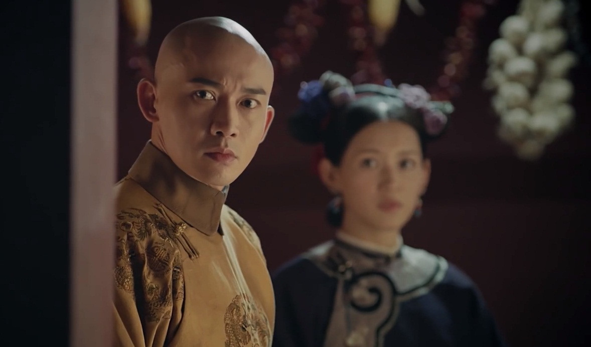 Cố tình sắp xếp cho hoàng thượng nhìn thấy cảnh không muốn thấy.